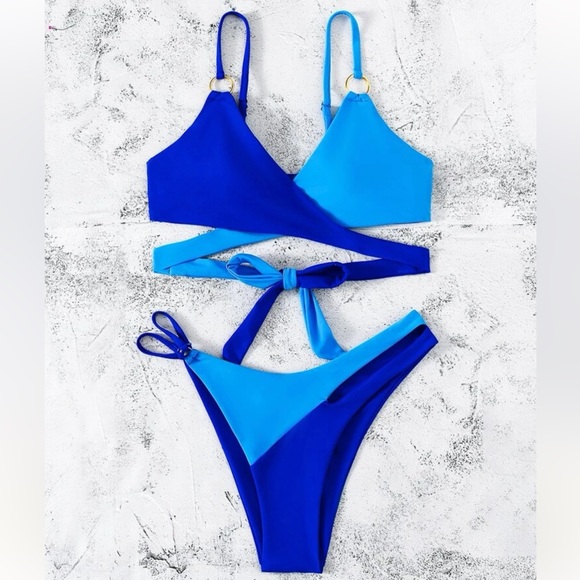 Two Tone Wrap Detail Bikini Set - Picture 5 of 6